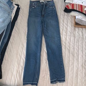 Abercrombie Ultra High Rise Straight Jeans
